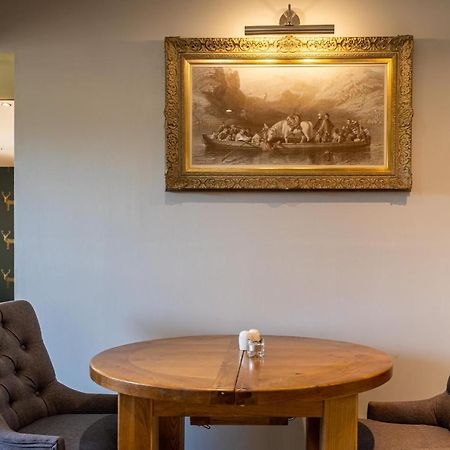 The Juniperlea Inn Pathhead Kültér fotó
